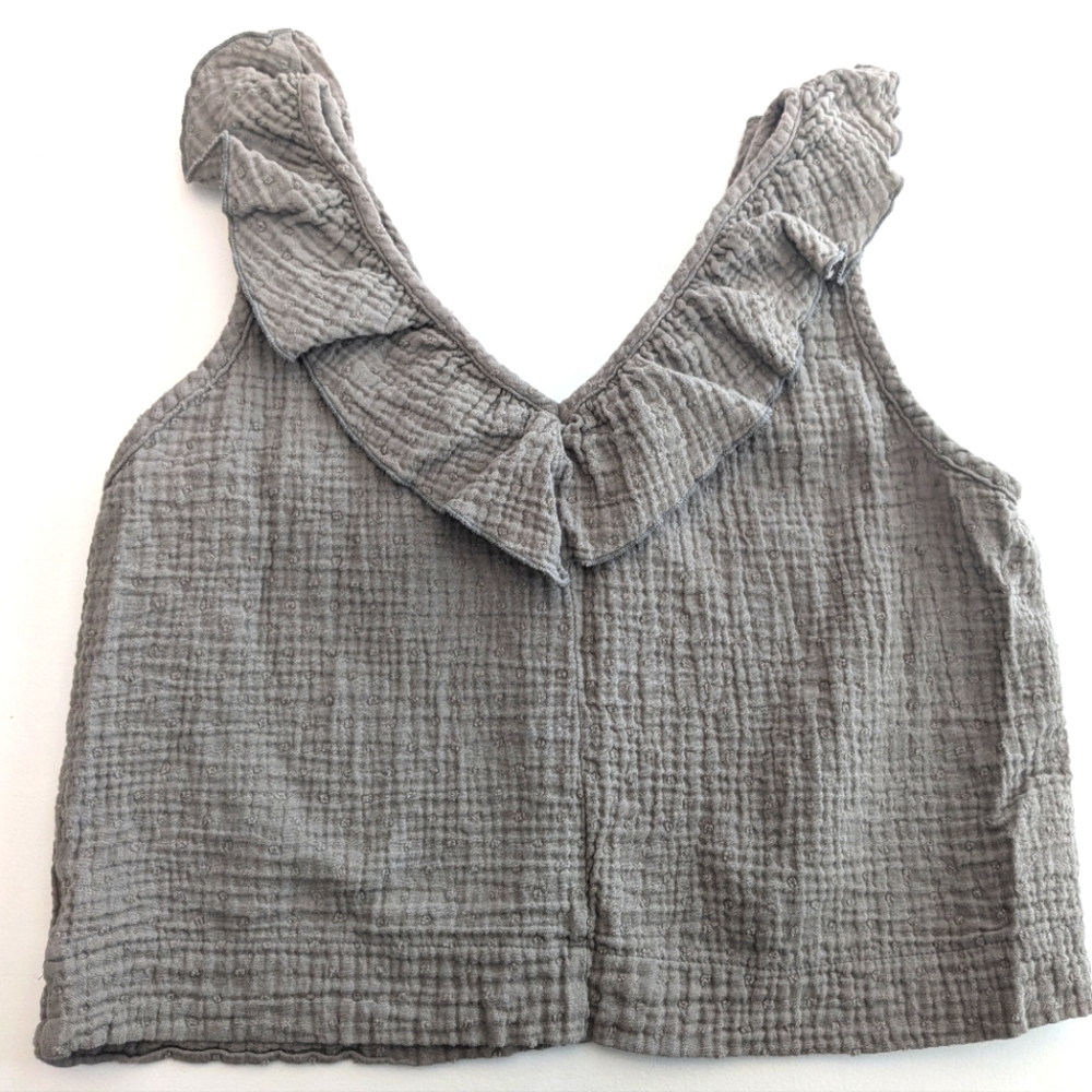 RYLEE + CRU Cropped Ruffled Tank - Picture 2 of 5